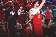 NBA常规赛火箭主场121-95大胜国王 申京28+10 杜兰特24+8