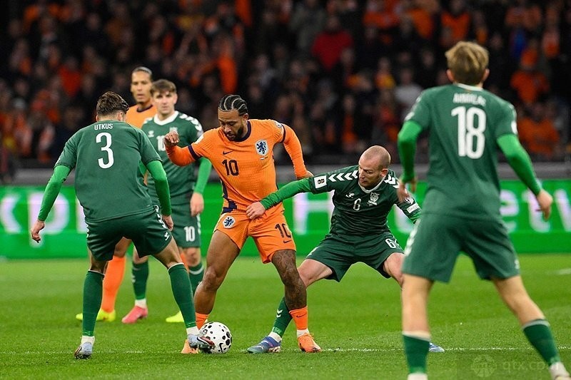 荷兰力压波兰出线