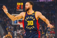 NBA常规赛热火114-98轻取勇士 库里31分0助