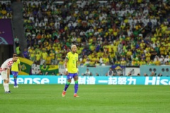 巴西无缘世界杯半决赛 “桑巴军团”再次与大力神杯失之交臂