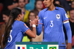 女足世界杯法国胜巴西升至小组榜首 下轮不败即出线