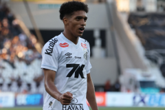 热刺报价桑托斯后卫苏萨被拒 转会费800万英镑