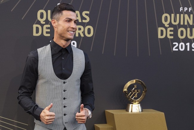 C罗成为2019年葡萄牙年度最佳球员