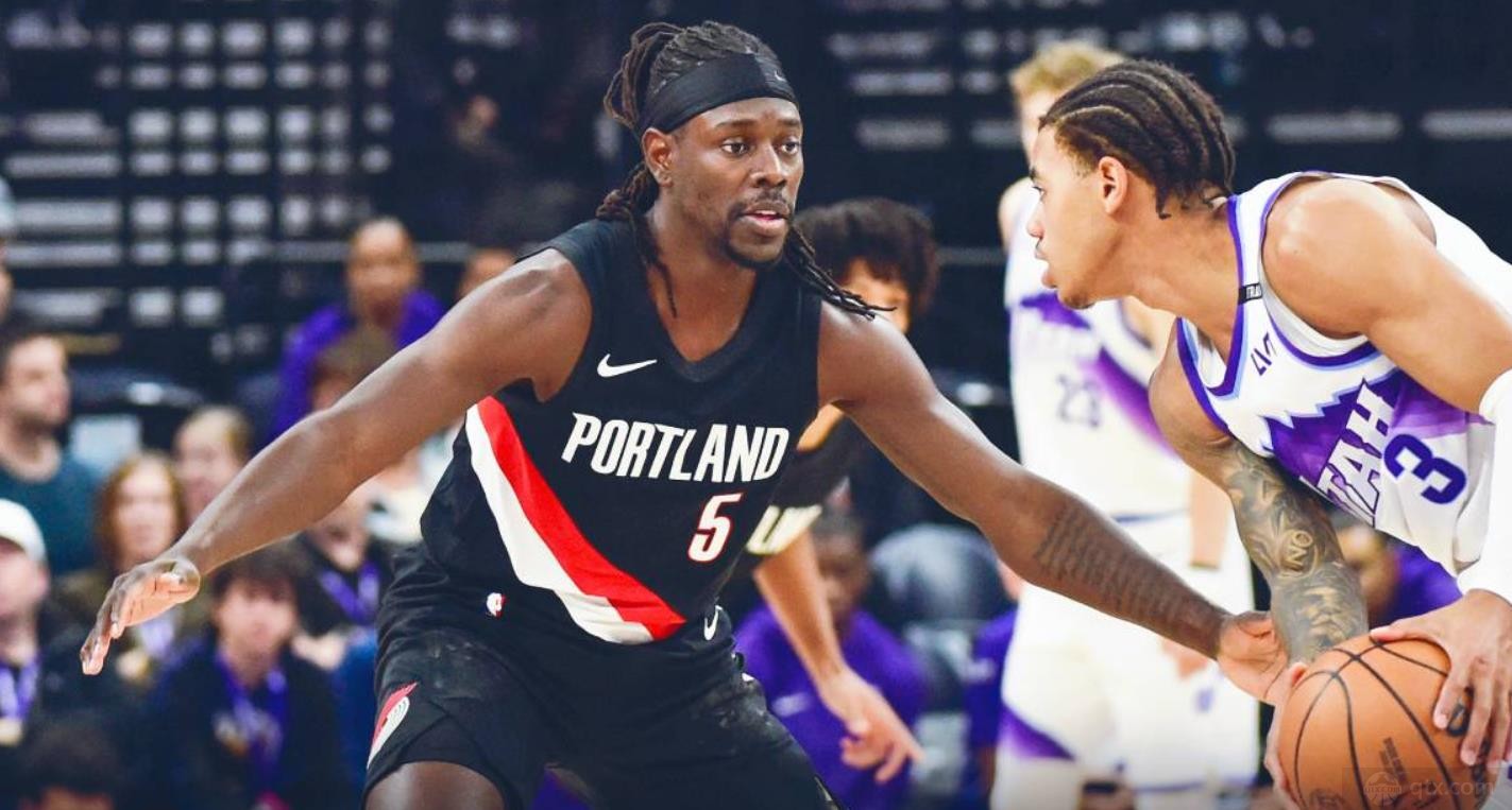 nba常规赛开拓者136-132险胜爵士