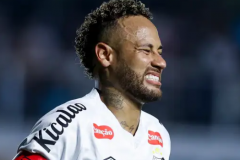 内马尔送点后向球迷道歉 桑托斯仍在保级区陷入困境