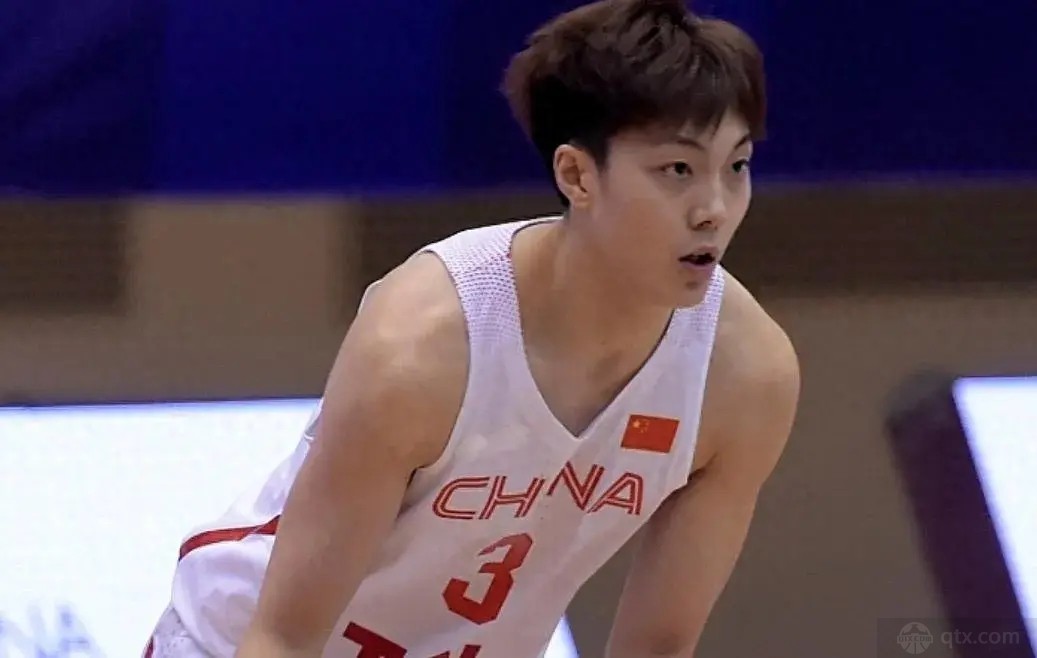 中国男篮球员胡明轩