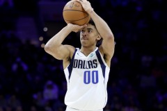 赛季至今末节三分命中率Top10 克里斯蒂领衔