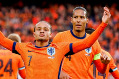 友谊赛荷兰4-0冰岛 韦格霍斯特破门