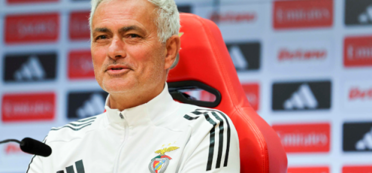 穆里尼奥达成执教生涯750胜 总执教1216场