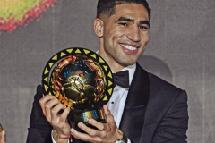 阿什拉夫当选非洲足球先生 力压萨拉赫奥斯梅恩