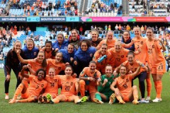 荷兰和西班牙女足会打平吗 哪个队胜算大