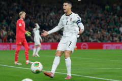 C罗不会缺席世界杯首战 停赛不应超过一场