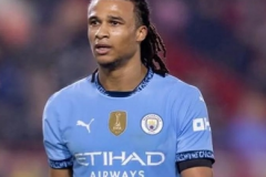 水晶宫有意阿克 球员在曼城出场机会很少