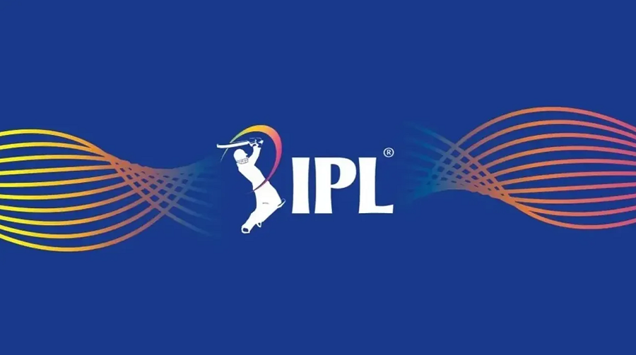 Which team has the most fans base in IPL of all time? Count the number of fans of each IPL team on social networking platforms