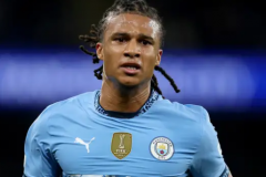 曝巴萨考虑签下阿克 可能在冬窗达成租借协议