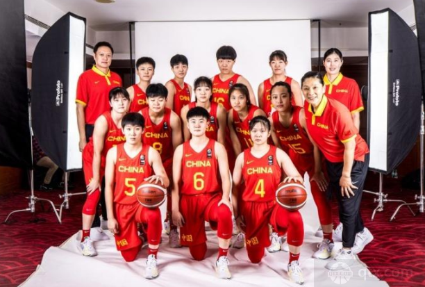 中国女篮U18出征女篮U18亚锦赛