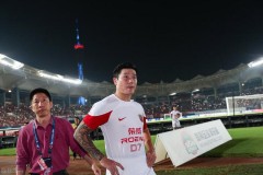 海港球员蔡慧康被罚 因发表不当言论嘲讽球迷