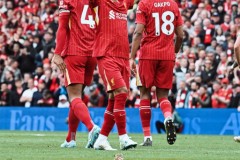 英超利物浦1-1水晶宫 萨拉赫破门赫拉芬贝赫染红