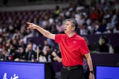 郭士强曾说要选12个拼命的球员 指出适合国家队更重要
