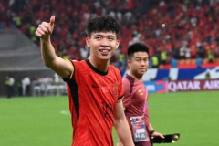 王钰栋对战巴林表现 18岁小将有望扛起国足未来大旗