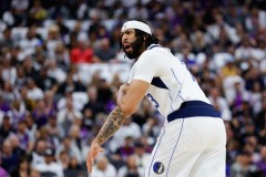 火箭队明日战独行侠 戴维斯因伤继续缺阵