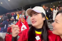 前国脚赵丽娜赛后痛哭：中国女足小组出局让我非常难过 希望大家能够给予鼓励