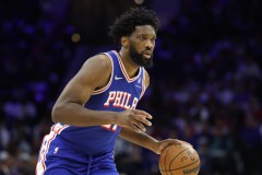 曝76人可能在讨论交易恩比德 球队4连胜领衔东部