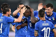 世界杯热身赛 意大利2-1战胜沙特 曼奇尼首秀胜利告终