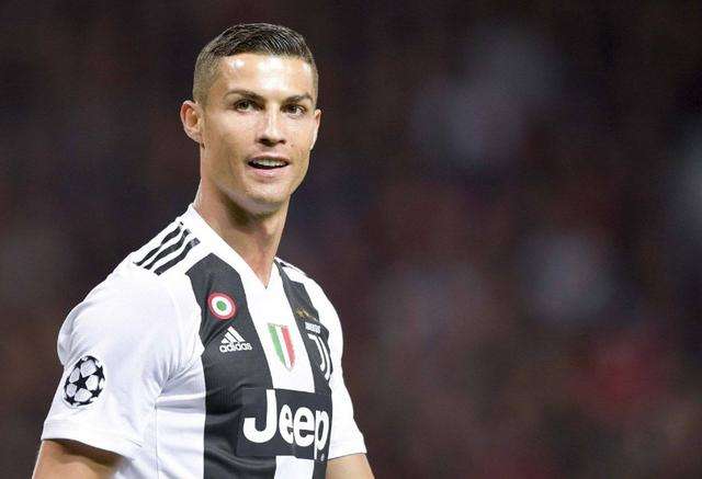 尤文总监表示C罗也配得上FIFA年度最佳奖项