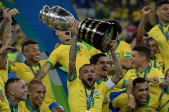 巴西奪得美洲杯冠軍 無名小妖奪金靴阿爾維斯當選最佳