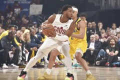 nba半决赛步行者121-112击败骑士 米切尔33分哈利伯顿22分13助