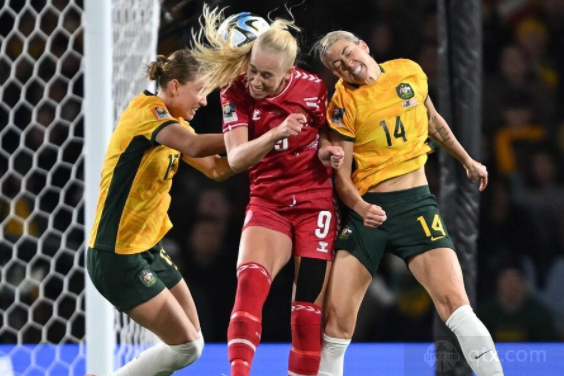 澳大利亚女足战胜丹麦女足