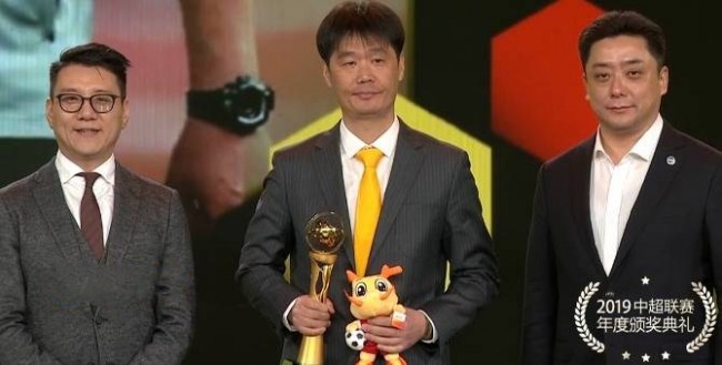 李霄鵬連續2年當選中超最佳教練