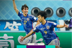 日本2-1逆转西班牙以小组第一晋级 连续两届世界杯从死亡之组出线