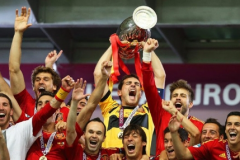 西班牙赢过几次欧洲杯比赛 西班牙获得过3次欧洲杯冠军