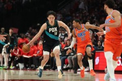 杨瀚森连续3场比赛得分挂蛋 合计7投0中