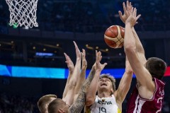 拉脱维亚男篮98-63狂胜立陶宛男篮夺男篮世界杯第5名 立陶宛第6名