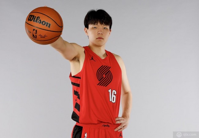 杨瀚森新赛季中锋榜第25