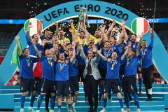 意大利男足奪冠 時隔53年再次登頂歐洲