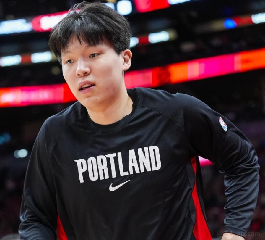 杨瀚森G联赛20分7篮板7助攻