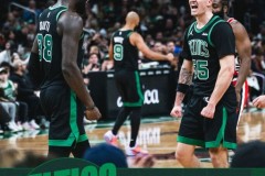 NBA常规赛快船客场118-121惜败凯尔特人 布朗33+13 哈登空砍37分