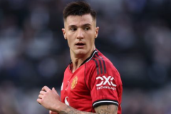 谢什科无缘出战11月世预赛 曼联前锋在上轮联赛伤退