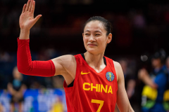 中國女籃現任隊長叫什麼名字 女籃隊長穿幾號球衣