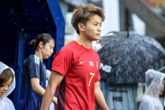 记者：王霜是时候离开中国女足了 东亚杯表现受到质疑