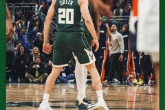 NBA常规赛雄鹿主场133-120力克奇才 字母哥37+14 米德尔顿空砍23分