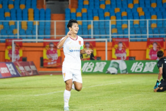 辽宁铁人与重庆铜梁龙完成冲超 中甲迎来大结局