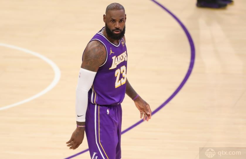 曝詹姆斯愿意出战背靠背