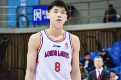 崔永熙回应加盟广东男篮 晒照表明实现儿时梦想