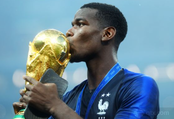 博格巴在2018年随法国队赢得了世界杯 