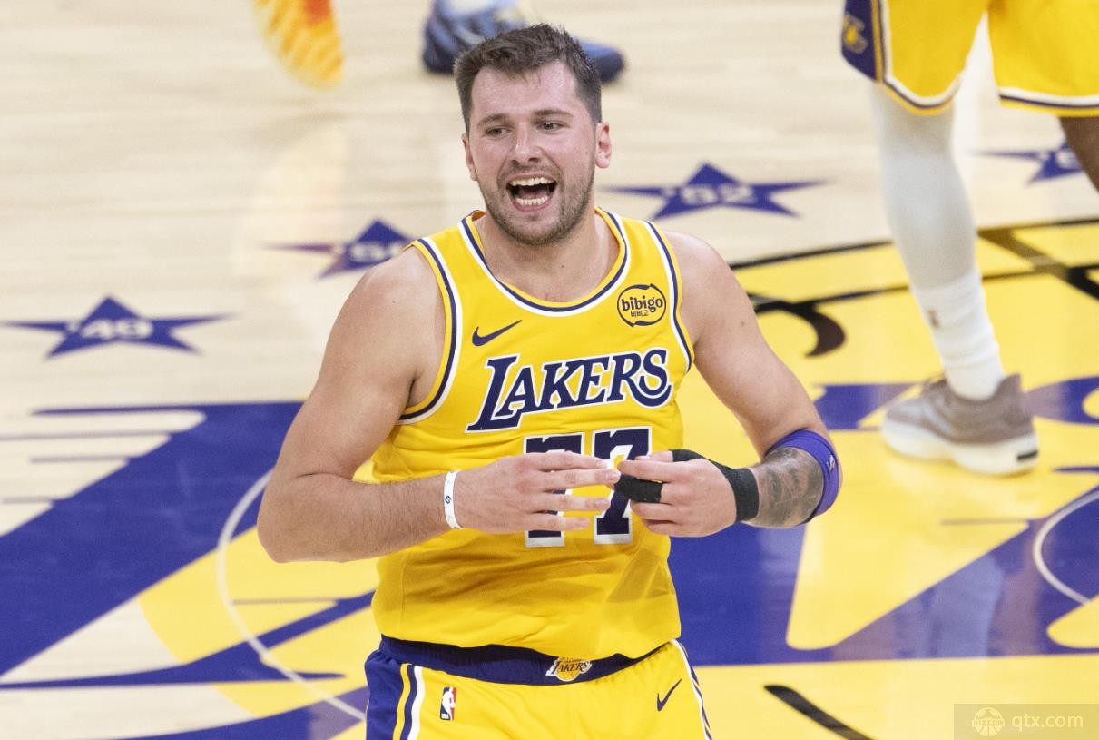 东契奇生涯第55次半场砍下20+5+5